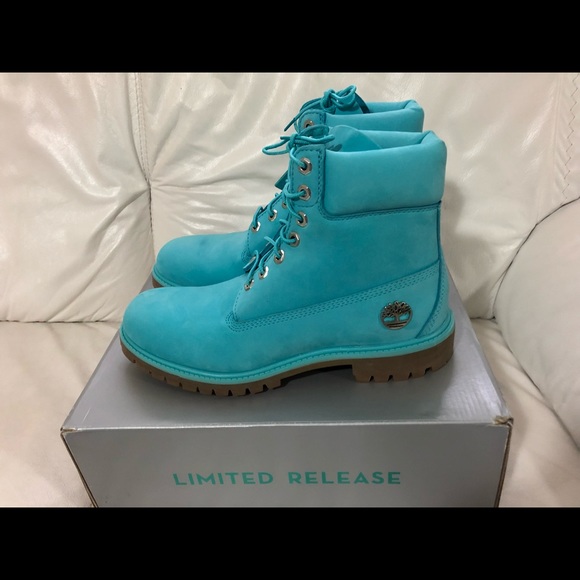 Timberland Limited Release Men’s 6 Inch Blue Boots - Picture 2 of 7